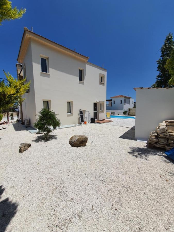 Villa Serapho Paphos ภายนอก รูปภาพ