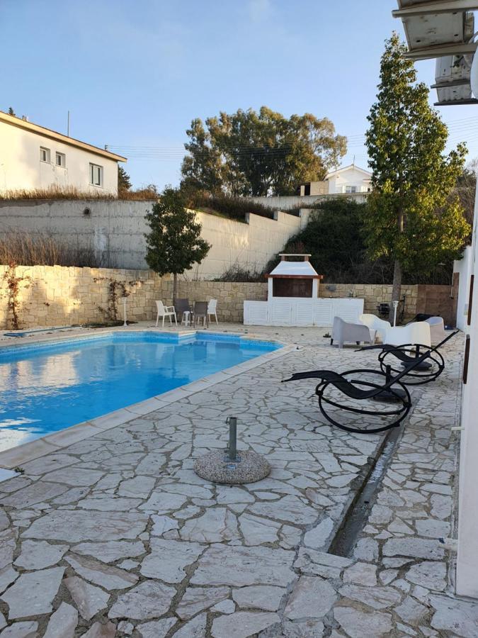 Villa Serapho Paphos ภายนอก รูปภาพ